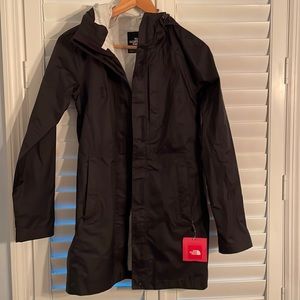 Women's North Face Raincoat Venture Parka - USED